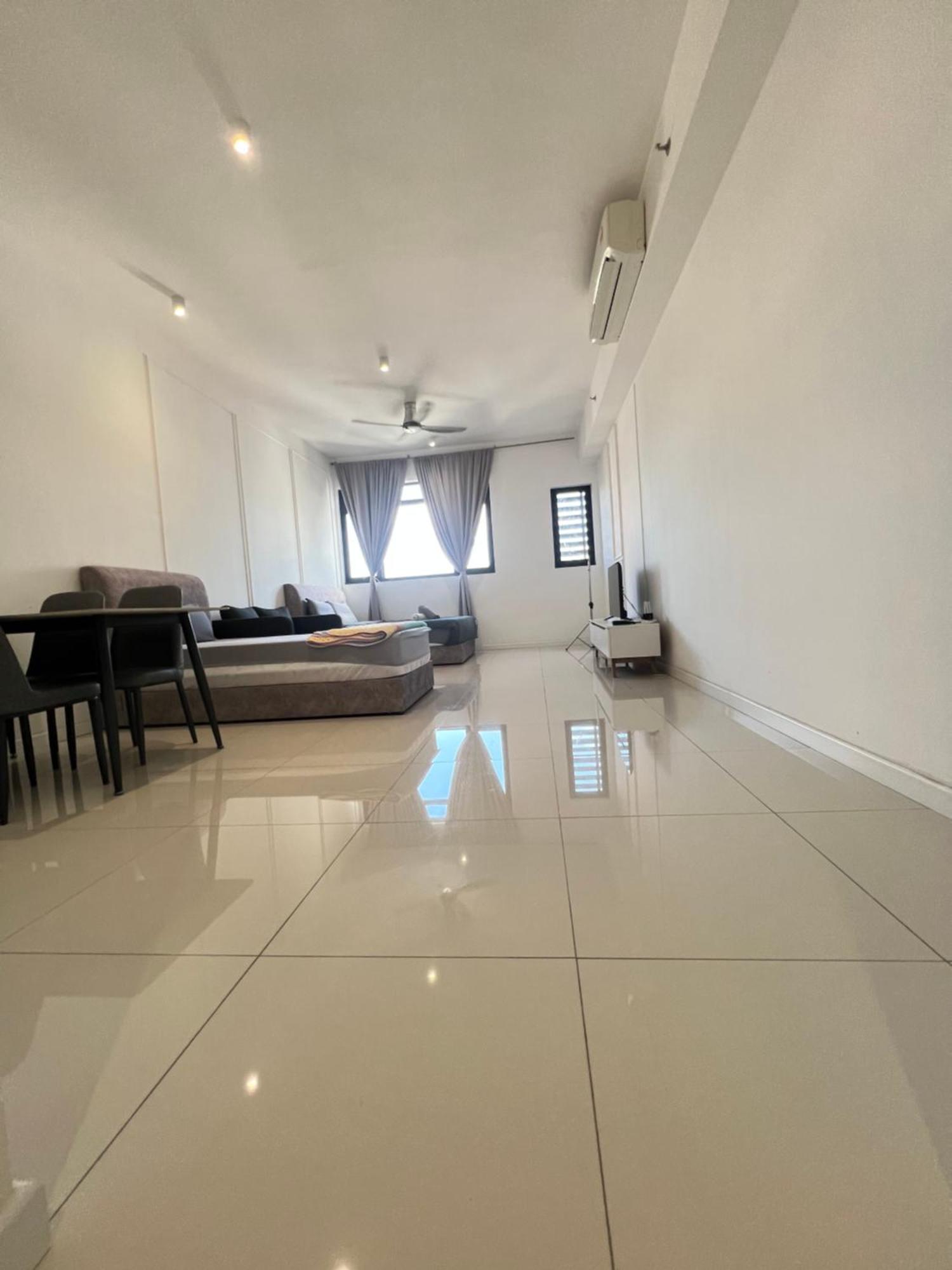 Quiet House In Kl City Chambers Residence Kuala Lumpur